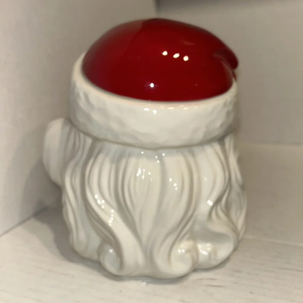 Audrey's Christmas Santa Cookie Jar‎ 9